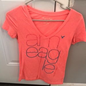 American Eagle short sleeve V-Neck